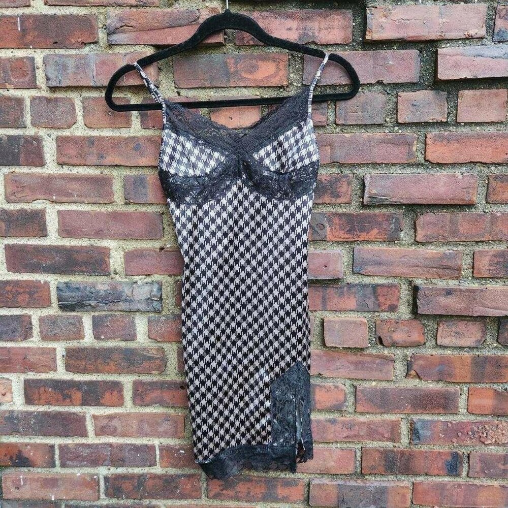 Motel stretchy houndstooth mini dress